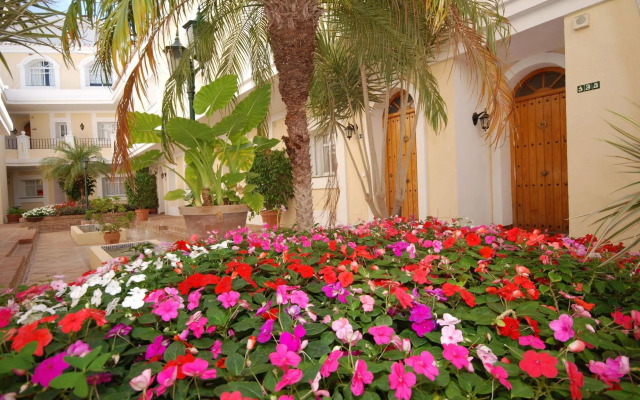 Aloha Gardens by Vacation Care