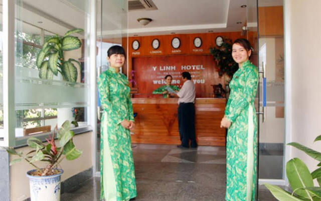 Y Linh Hotel
