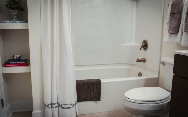 FRONTDESK The Edison Apts Plaza Midwood Charlotte
