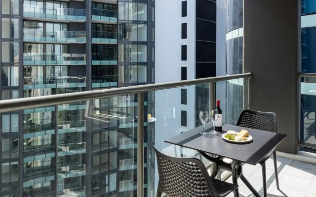 Oaks Brisbane on Margaret Suites