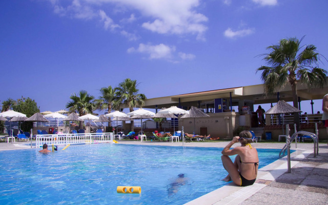 Ilyssion Hotel