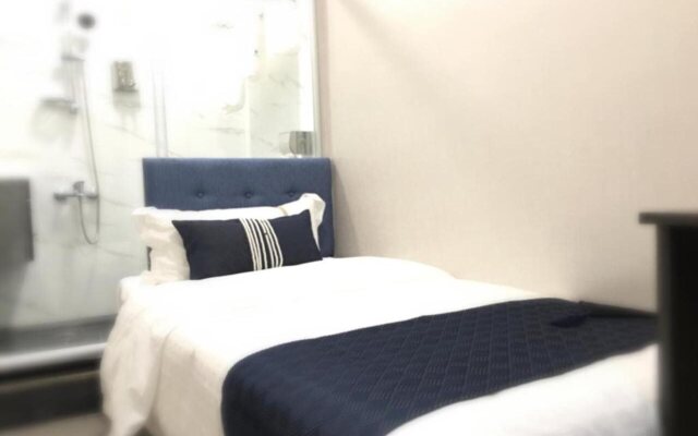 Seasons Hotel - Tsim sha tsui