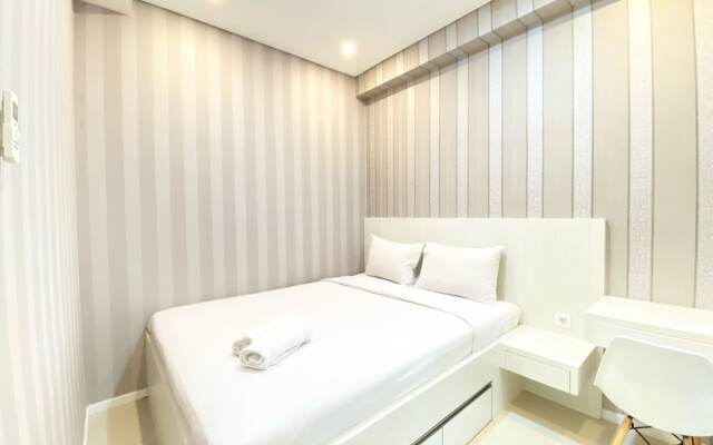Spacious And Minimalist 2Br Apartment At Parahyangan Residence