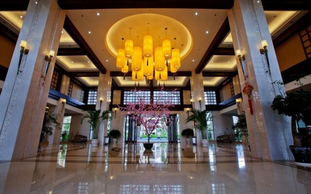 Days Hotel Hainan Xinglong Jinlvju