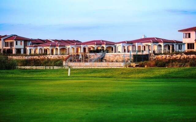 Holiday Villas & Apartments at Lighthouse Golf Resort & Spa