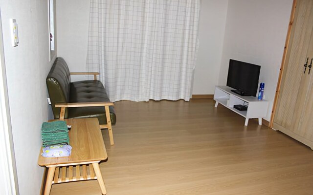 Yeosu Maru Pension