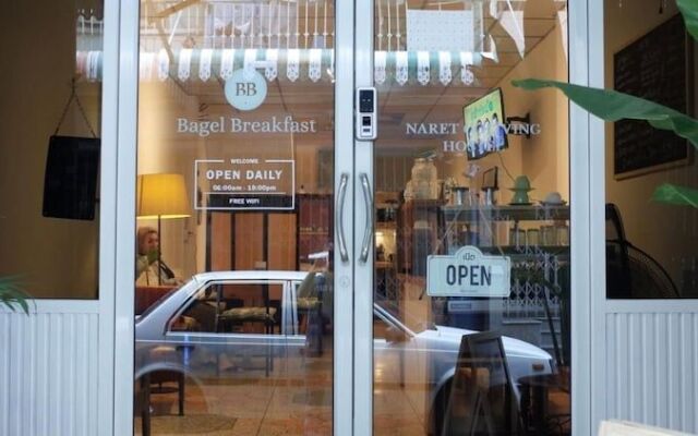 Naret Coliving - Hostel - Adults Only