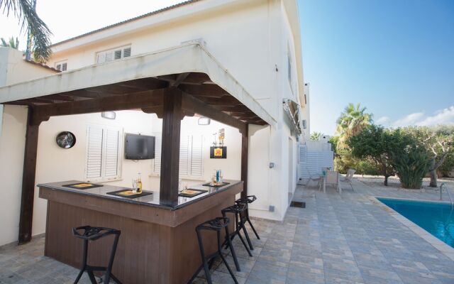 Ayia Napa Holiday Villa At26