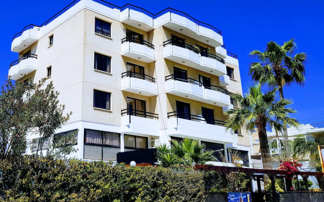 Tycoon Hotel Apartments