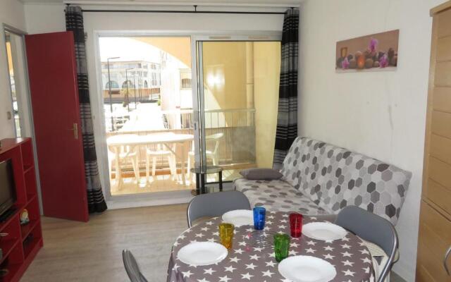 Appartement Sète, 2 Pièces, 4 Personnes - Fr-1-338-136