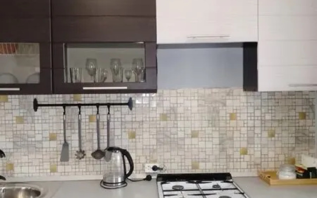 Апартаменты Домашний очаг на улице Лазурная д. 31