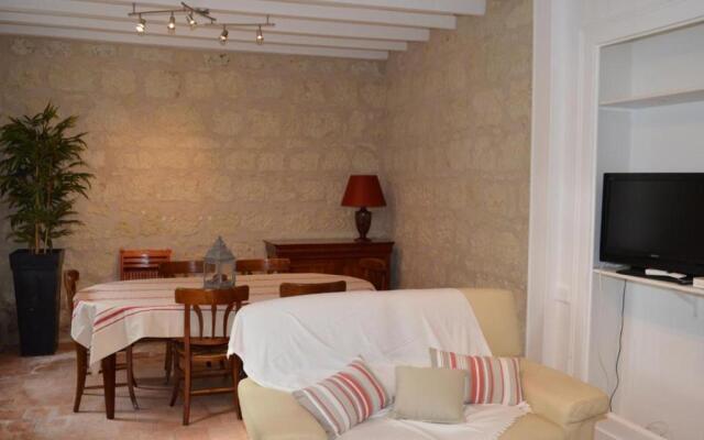 Gîte Seuilly, 7 pièces, 10 personnes - FR-1-381-67