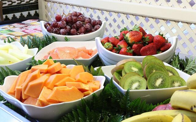 Beverly Hills Suites - Excel Hotels & Resorts