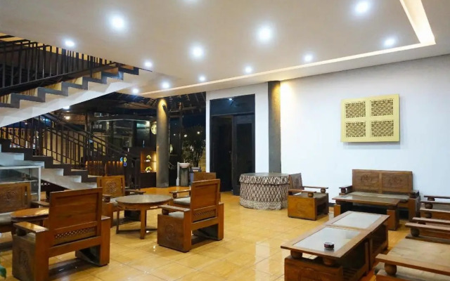 Saung Balibu Hotel