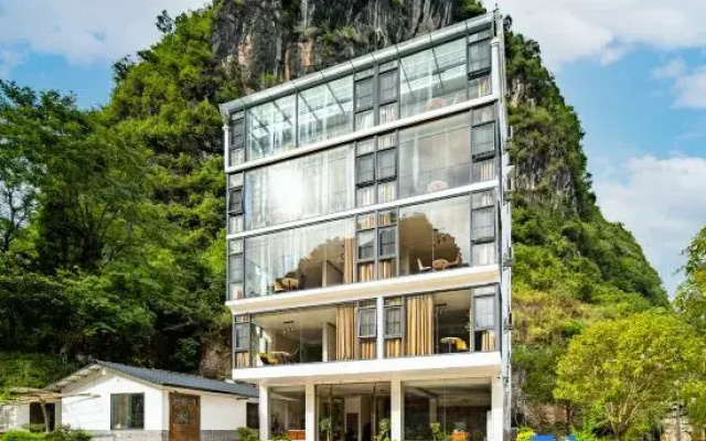 Floral Hotel ·Yangshuo Yishanju Hotel (Shili Gallery Branch)