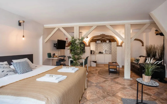 Original Photographers Studio Apartment in Alcântara