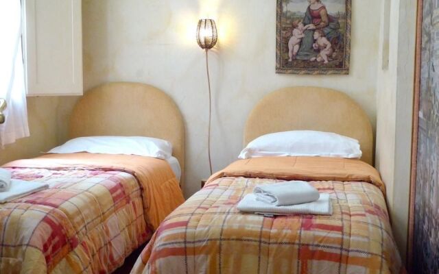 Picturesque Apartment in Florence Town Centre