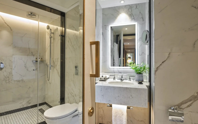 The Mayfair Townhouse – an Iconic Luxury Hotel