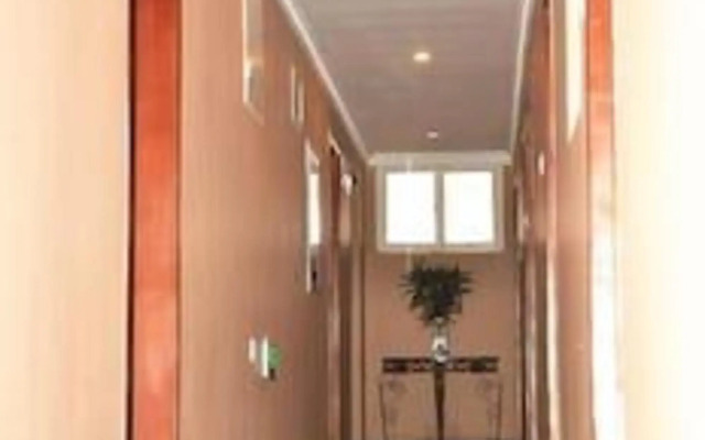 Ou Lu Business Hotel