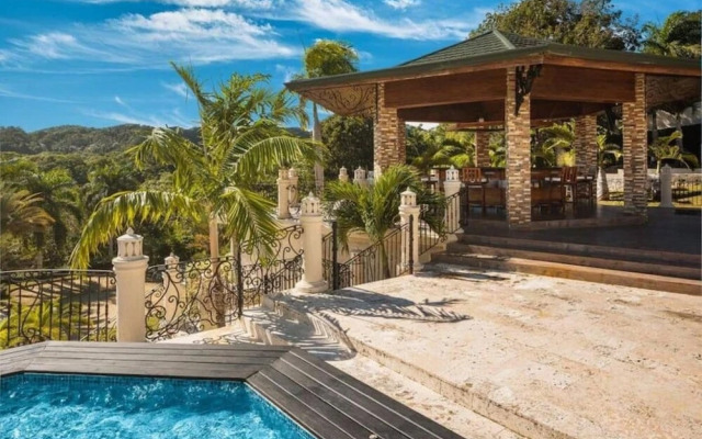 Beverly Hills Luxury Mansion Right in Sosua