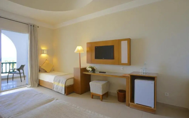 Vincci Helios Beach