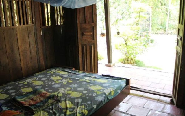 Peaceful Homestay in the Middle of Fruit Garden - Room With Public Restroom