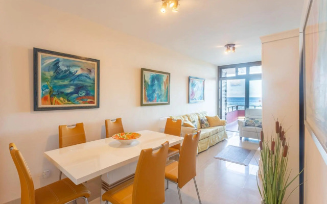 Front line beach with fantastic terrace.