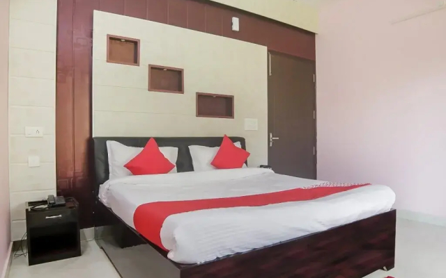 Satkar Hotel By OYO Rooms