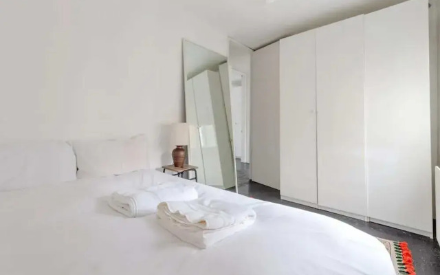 Bright & Spacious 2BD Flat - Hackney