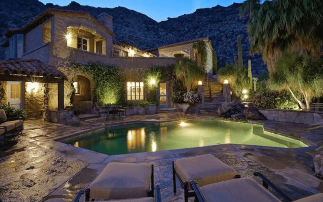 The Majestic Colony 29