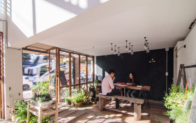 Happynest Inspiring Hostel