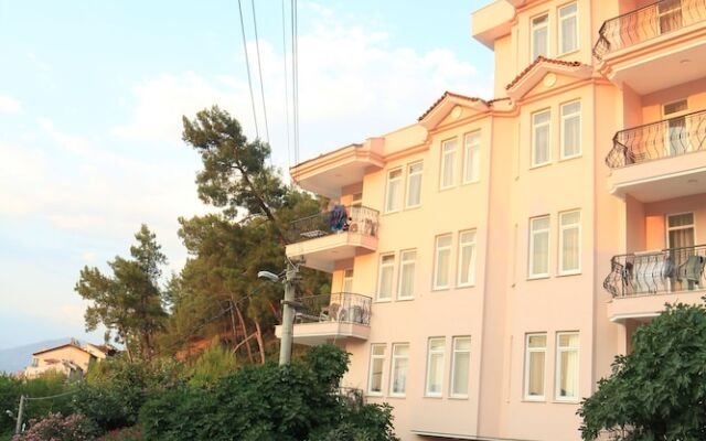 Pembe Kosk Apart Otel