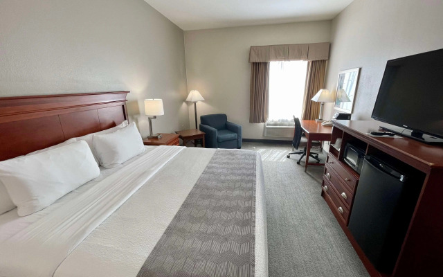 Best Western Plus Executive Hotel & Suites