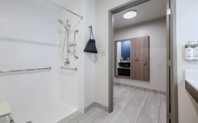 Holiday Inn Express & Suites Zion by IHG