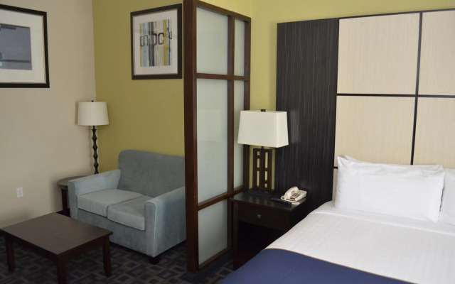 Super 8 by Wyndham Irving/DFW Apt/North