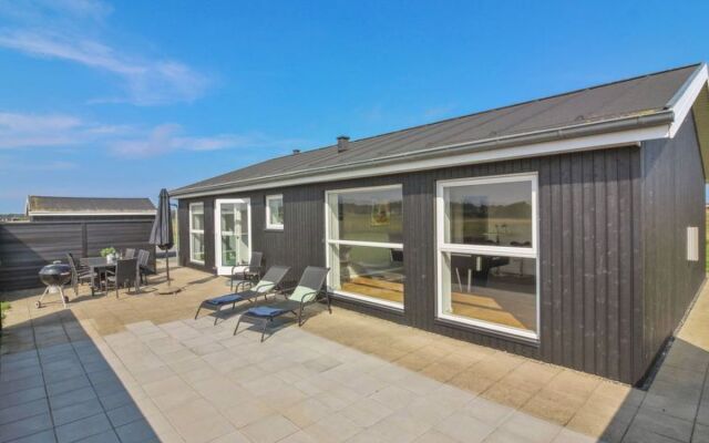 "Detlef" - 1.6km from the sea in NW Jutland