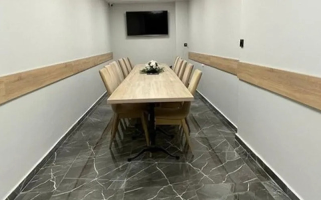 Cetin City Hotel