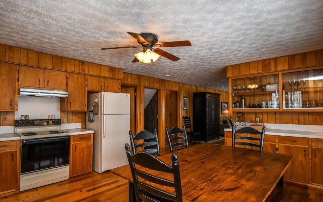 Fish Inn 4 Bedroom House