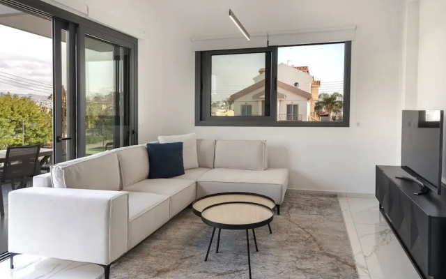Phaedrus Living: Limassol Opalia Residences Ruby