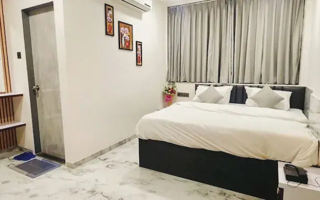 Hotel Sahara Residency