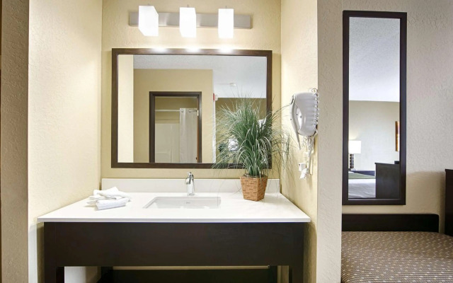 Best Western Norwalk