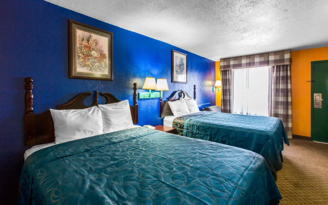 Rodeway Inn & Suites