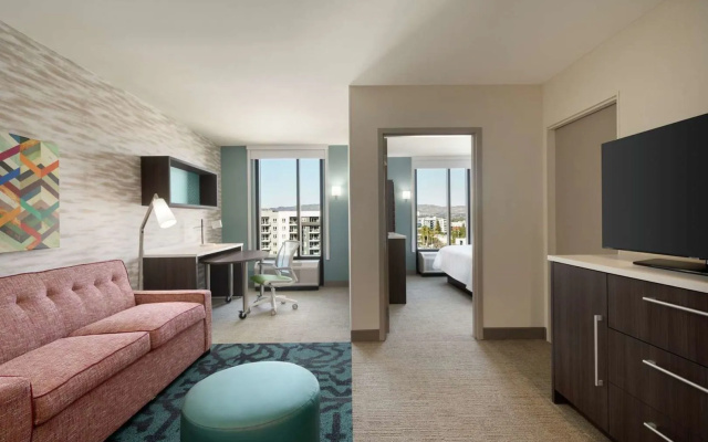 Home2 Suites By Hilton Woodland Hills