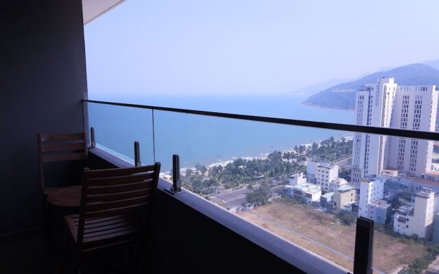 Flc Sea Tower - ChillNow