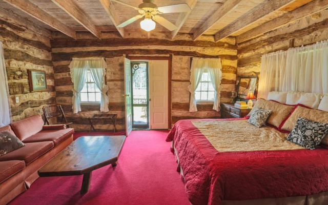 Full Moon Inn B&B