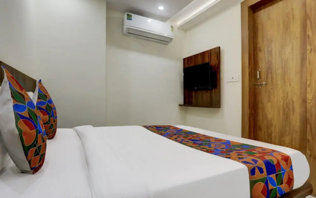 FabHotel Oriental