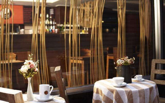 Pannee Lodge Khaosan (SHA Plus)
