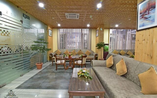 Hotel The Grand Mamta
