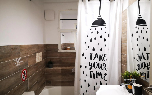 Sea&Sun Glyfada Apartment