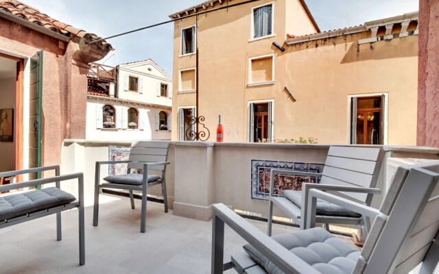 Santo Stefano Accademia Apartment Venice